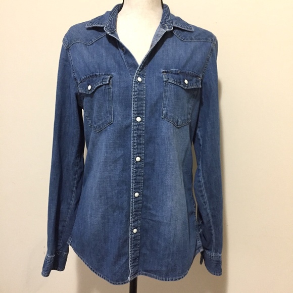 H&M Tops - H&M LOGG Western Style Fitted Denim Shirt SZ S